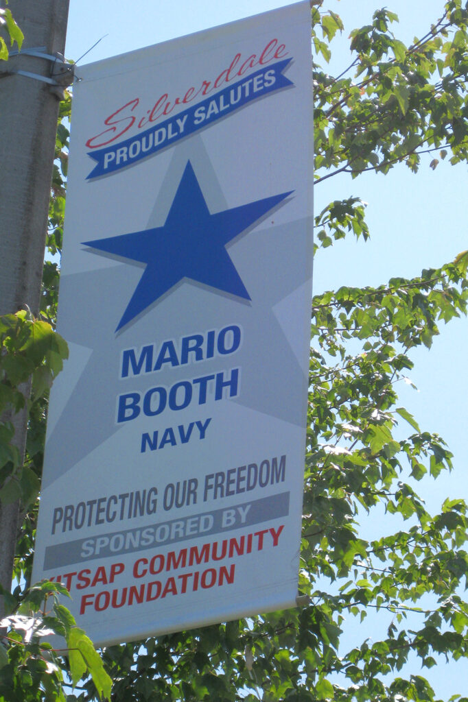 Booth_Mario