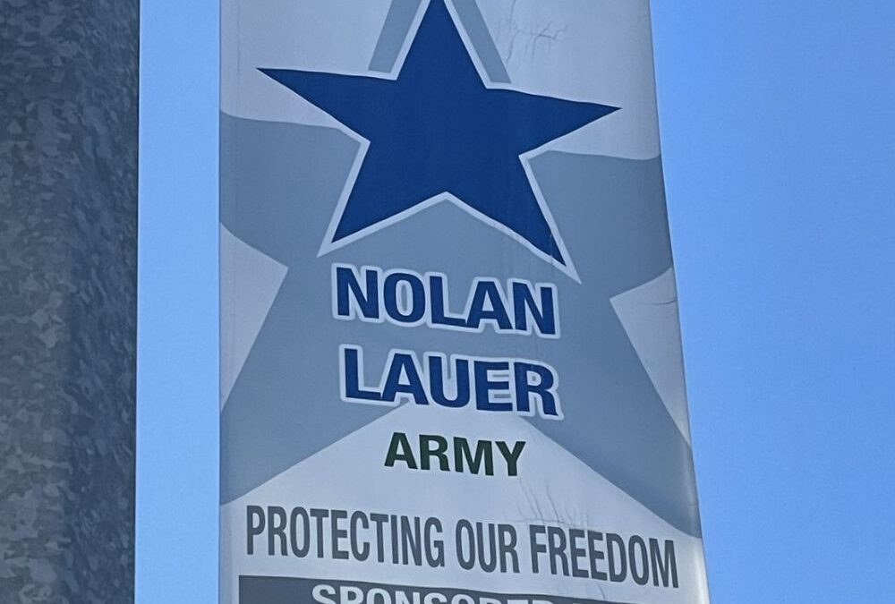 Lauer, Nolan